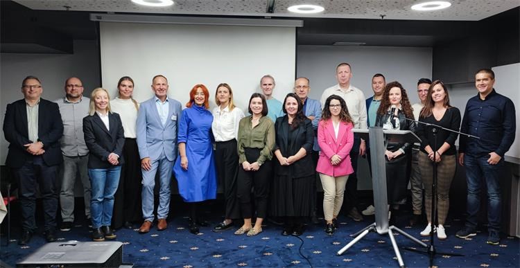 Slika /slike/Digitalizacija/TAIEX1.jpg