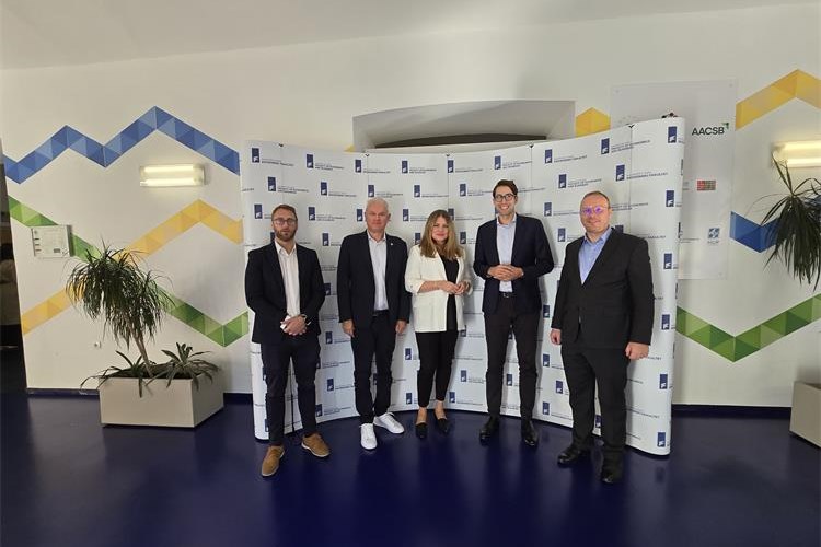 Slika /slike/IMG-20251016-WA0001.jpg